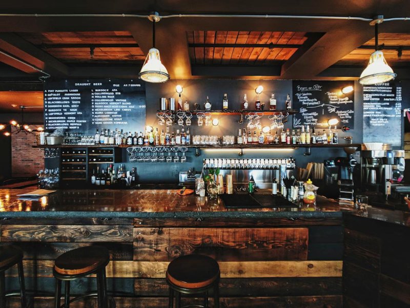 Restaurant, boutique et foire